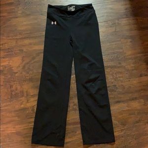 Youth small UA boot cut pants